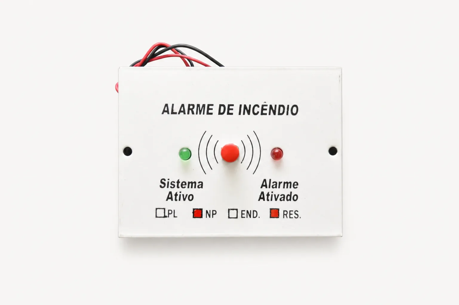 Painel de alarme — versão com fiação, produto da Majuss Eletroeletrônica