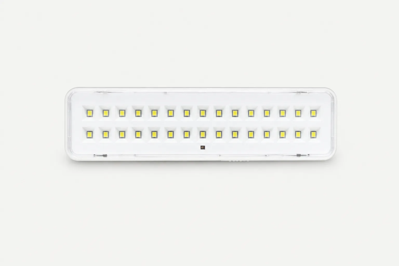 Luminária autônoma de emergência, produto da Majuss Eletroeletrônica